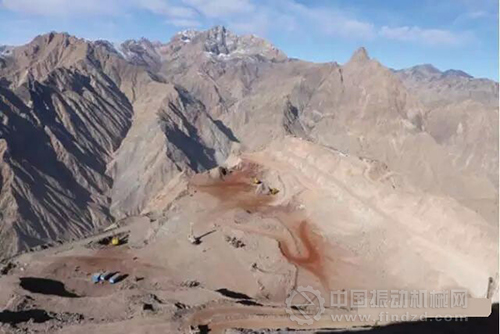 酒钢镜铁山矿区 